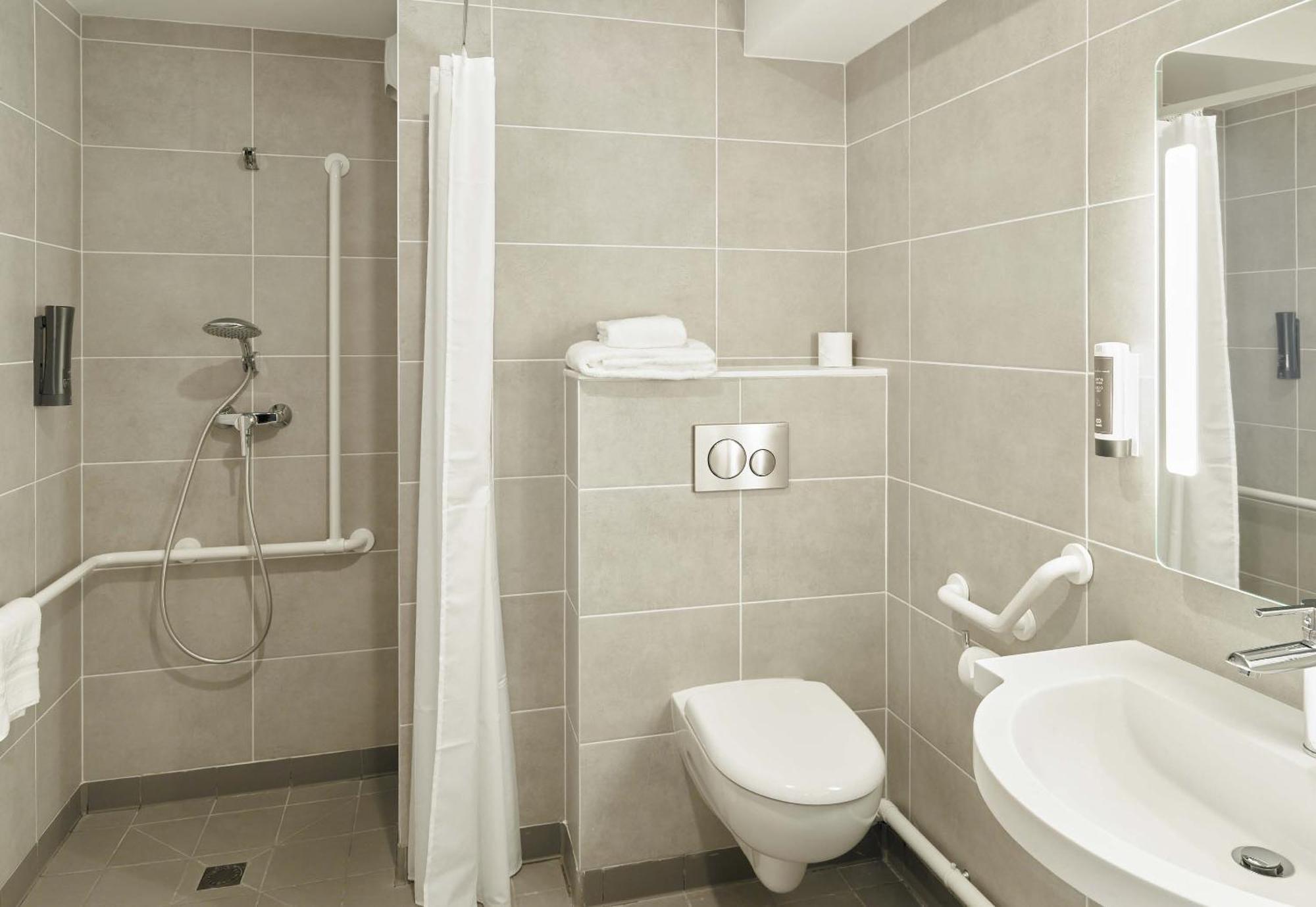 B&B Hotel Marne-La-Vallee Val D'Europe Serris Kültér fotó